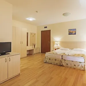 https://aparthotel-serena-residence.sozopol-hotels.com